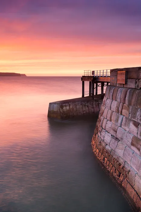 sunset-whitby-west-pier